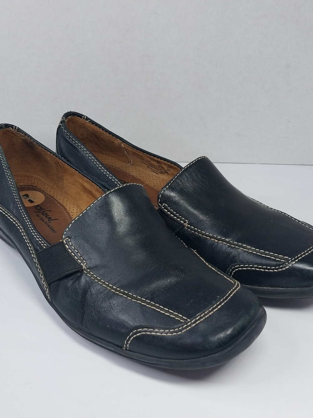 Naturalizer SOUL Black Leather Slip On Women's Loafers Size 7 Preppy Shoes